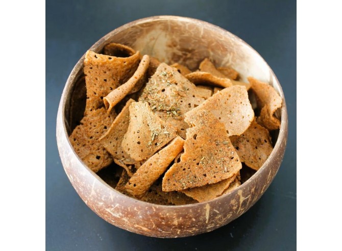Chips de sarrasin croustillantes, aux notes parfumées tomates et basilic. Naturellement sans gluten.