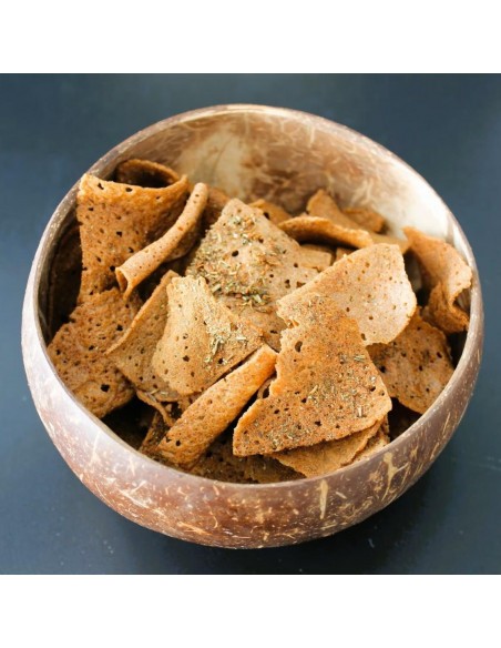 Chips de sarrasin croustillantes, aux notes parfumées tomates et basilic. Naturellement sans gluten. Chips de sarrasin croustillantes, aux notes parfumées tomates et basilic. Naturellement sans gluten.