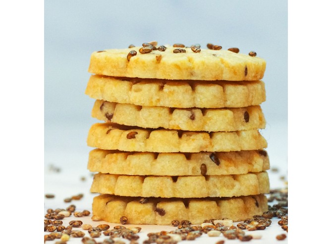 sablés apéritif parmesan et graines de chia - biscuit apéritif bio artisanal au fromage