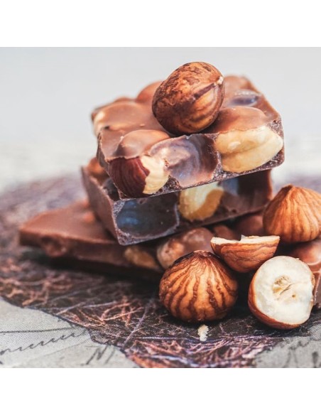 noisettes bio France du sud-ouest variété Pauetet la préférée des chocolatiers noisettes bio France du sud-ouest variété Pauetet la préférée des chocolatiers